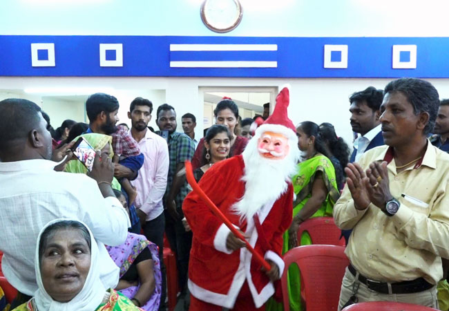 Grace Ministry Celebrates Christmas 2022 with grandeur at Prayer Centre in Valachil, Mangalore on Dec 16, Friday 2020. People from different parts of Karnataka joined the Christmas prayer service in thanking Lord Jesus Christ.